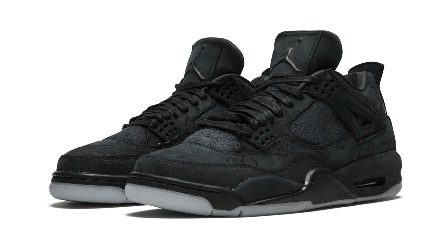 Jor 4 Retro "Kaws - Black"